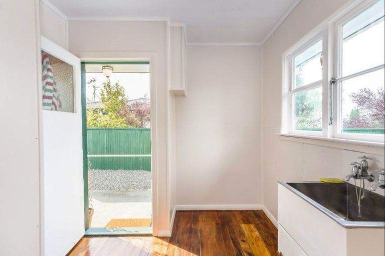 Photo of property in 27 Brooklyn Road, Carterton, 5713