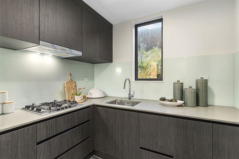 Photo of property in 8 Kumukumu Road, Long Bay, Auckland, 0630