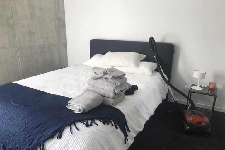 Photo of property in Frame Apartments, 903/111 Molesworth Street, Thorndon, Wellington, 6011