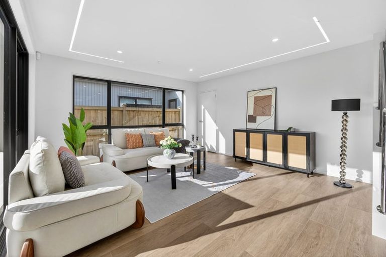 Photo of property in 19 Bannockburn Road, Opaheke, Papakura, 2113