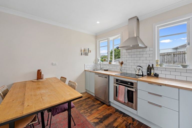 Photo of property in 18 Titoki Road, Raumati Beach, Paraparaumu, 5032