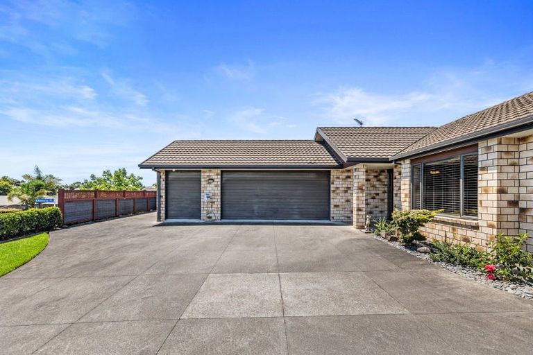 Photo of property in 137 Rowesdale Drive, Ohauiti, Tauranga, 3112