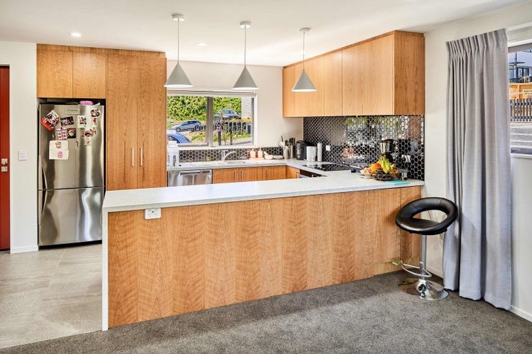 Photo of property in 28 Bee Lane, Whitby, Porirua, 5024