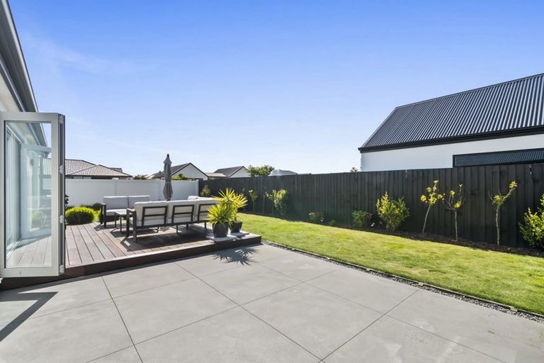 Photo of property in 10 Brooklands Street, Burwood, Christchurch, 8083