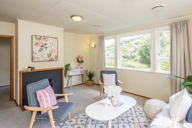 Photo of property in 8 Tobruk Street, Karori, Wellington, 6012