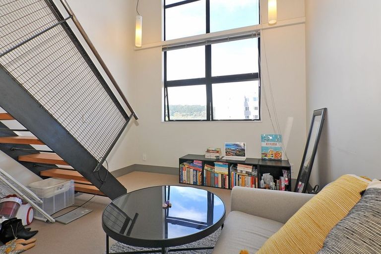 Photo of property in Urbane Apartments, 50/29 Webb Street, Mount Cook, Wellington, 6011