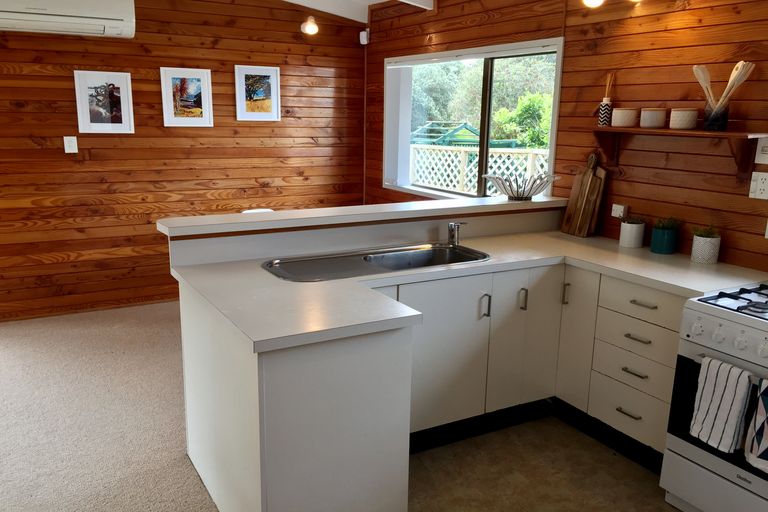 Photo of property in 23 Bluewater Place, Wattle Downs, Auckland, 2103