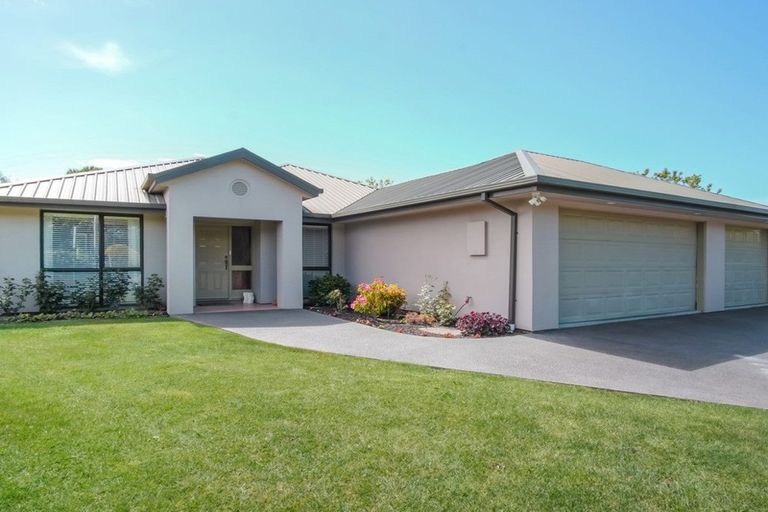 Photo of property in 142 Rangiora Woodend Road, Woodend, 7610