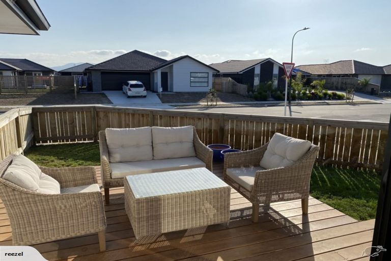 Photo of property in 2 Monaro Place, Papamoa, 3118
