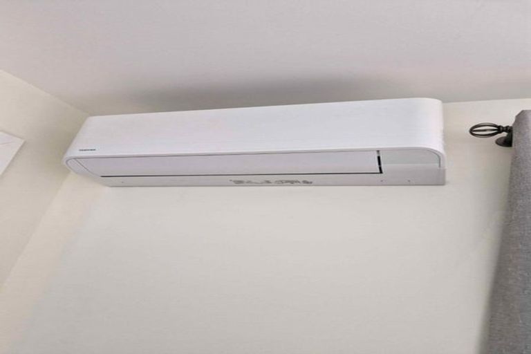 Photo of property in 39 Milne Terrace, Island Bay, Wellington, 6023