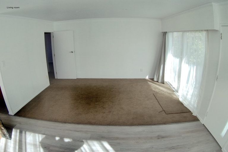 Photo of property in 1/163 View Road, Sunnyvale, Auckland, 0612