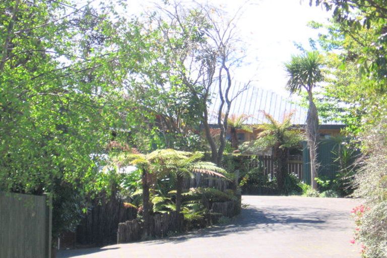 Photo of property in 82 Kurupae Road, Hilltop, Taupo, 3330
