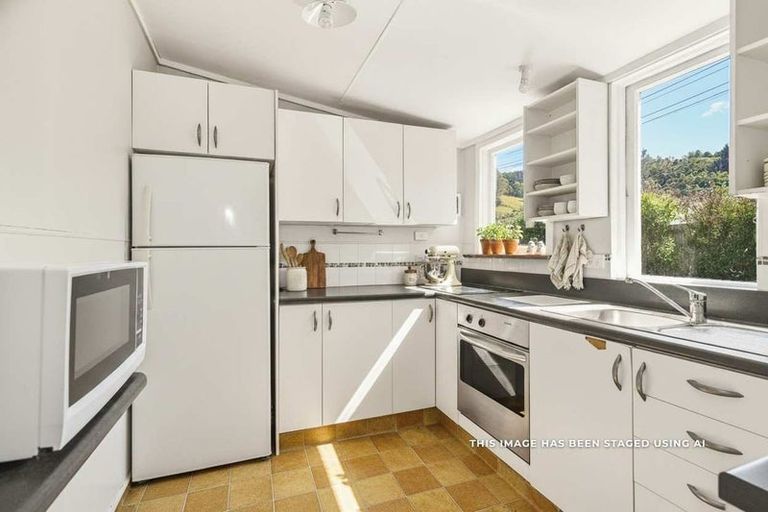 Photo of property in 1 Crown Street, North East Valley, Dunedin, 9010