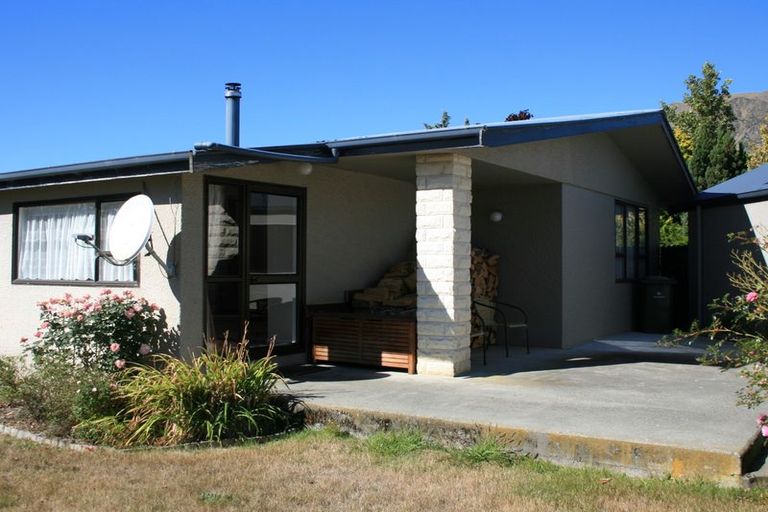 Photo of property in 8 Totara Peak Crescent, Omarama, 9412