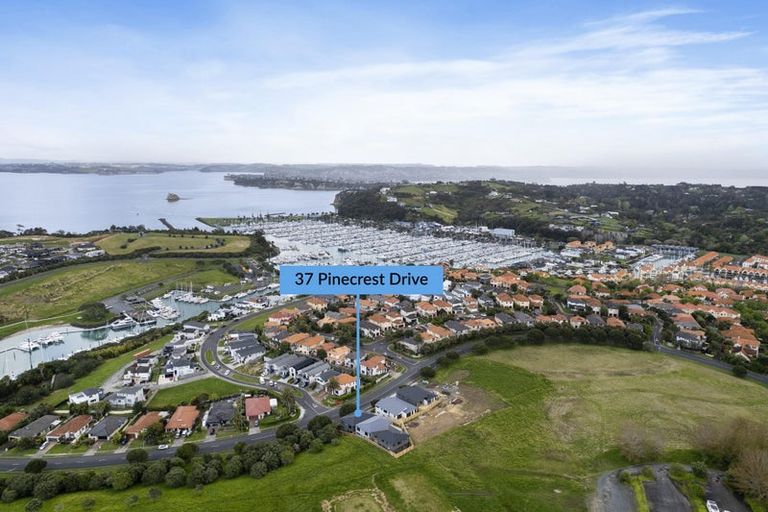 Photo of property in 39 Pinecrest Drive, Gulf Harbour, Whangaparaoa, 0930