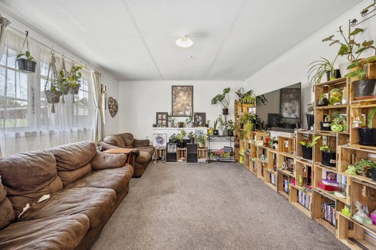 Photo of property in 250 Balmoral Drive, Tokoroa, 3420