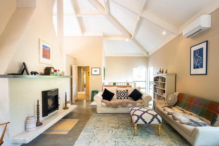 Photo of property in 13 Muritai Crescent, Havelock North, 4130