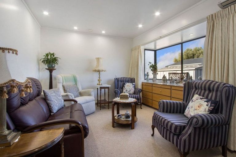 Photo of property in 16 Jocelyn Street, Katikati, 3129