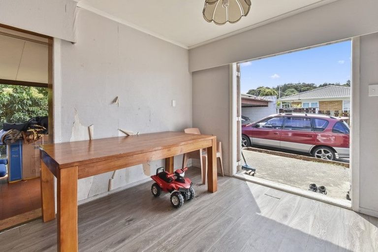 Photo of property in 93a Great South Road, Manurewa, Auckland, 2102