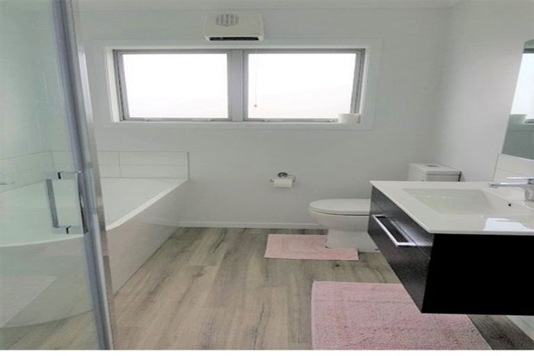 Photo of property in 105 John Burke Drive, Aotea, Porirua, 5024