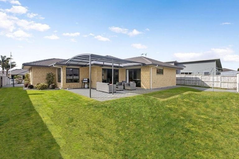 Photo of property in 14 Ebony Court, Rototuna North, Hamilton, 3210