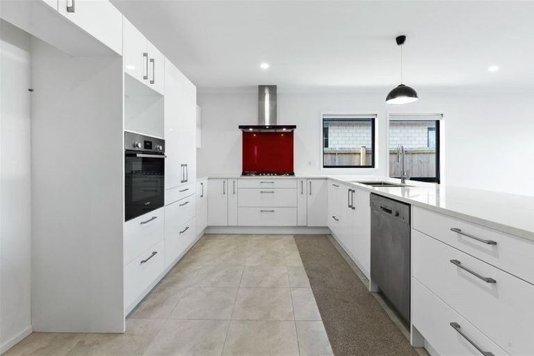 Photo of property in 11 Maioha Road, Pukekohe, 2120