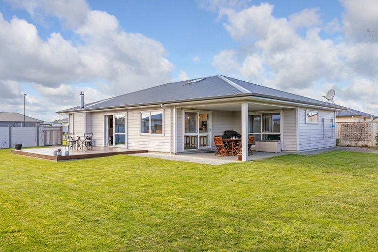 Photo of property in 1 Warrington Court, Carterton, 5713