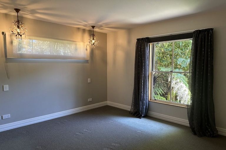 Photo of property in 98 Rahui Road, Otaki, 5512