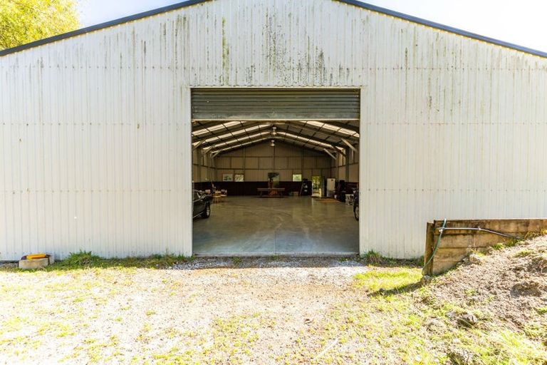 Photo of property in 368 Pahi Road, Pahi, Paparoa, 0571