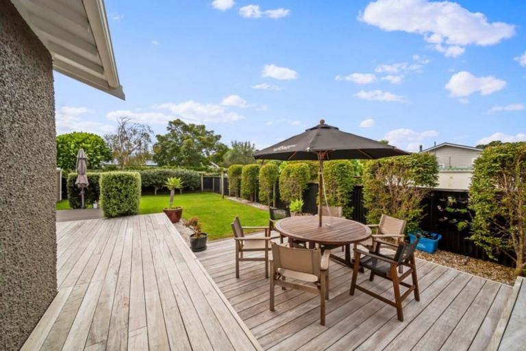 Photo of property in 30 Wallace Place, Westown, New Plymouth, 4310