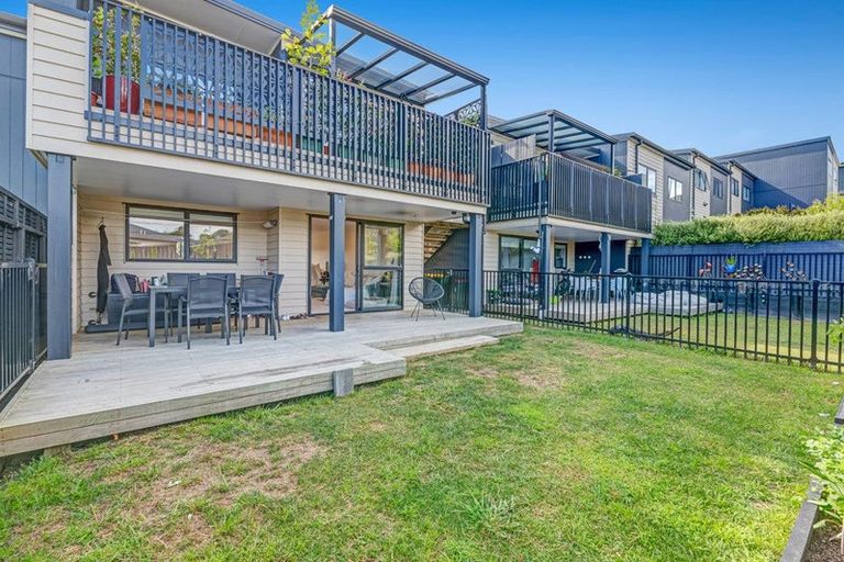 Photo of property in 2/19 Ringi Lane, Orewa, 0931