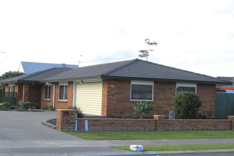 Photo of property in 86 Lakeside Drive, Orewa, 0931