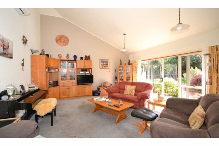 Photo of property in 19 Titoki Place, Kerikeri, 0294