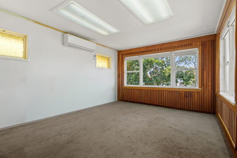 Photo of property in 13 Albion Place, Papakura, 2110