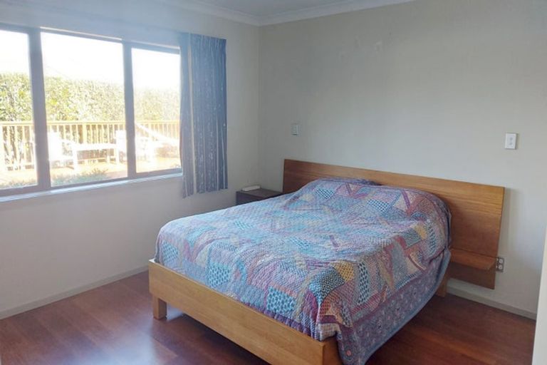 Photo of property in 26 Ronald Scott Grove, Riverstone Terraces, Upper Hutt, 5018
