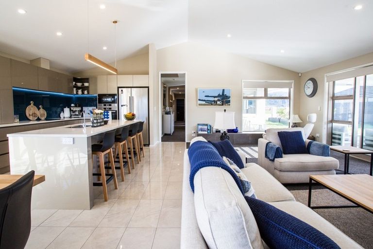 Photo of property in 58 Leeward Drive, Whitianga, 3510