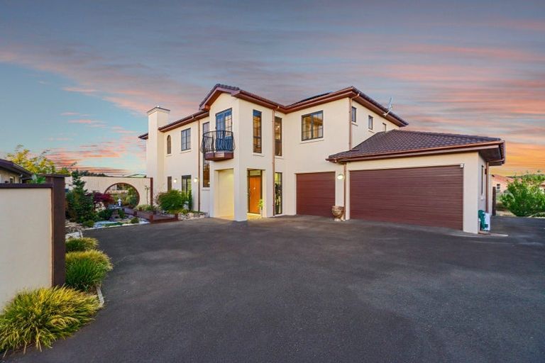 Photo of property in 166 Oriental Parade, Papamoa Beach, Papamoa, 3118