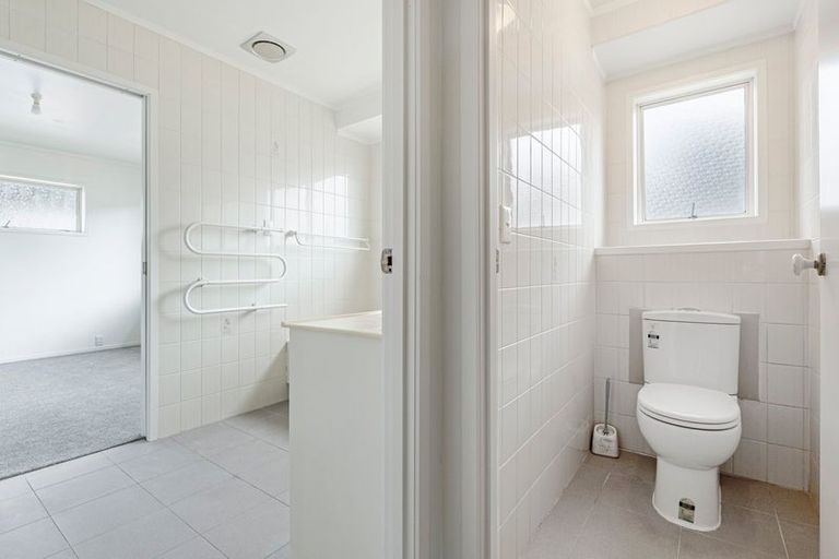 Photo of property in 49 Centorian Drive, Windsor Park, Auckland, 0632