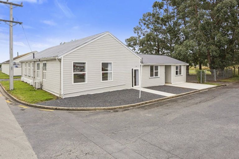 Photo of property in 205 Dukes Road North, Mosgiel, 9092
