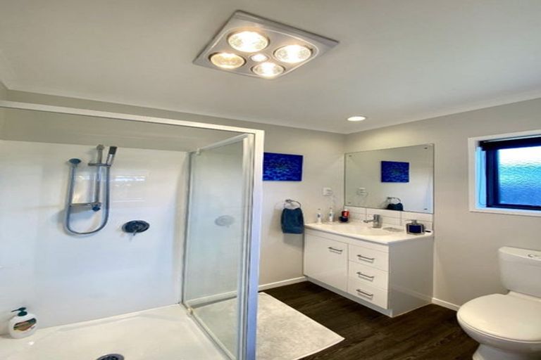 Photo of property in 3 Greenstone Grove, Brown Owl, Upper Hutt, 5018