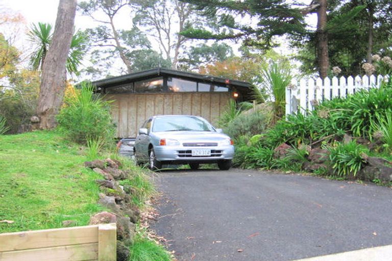Photo of property in 4 Sunnyview Road, Greenhithe, Auckland, 0632