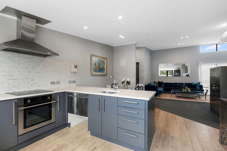 Photo of property in Atlas Apartments, 32/49 Maunganui Road, Mount Maunganui, 3116