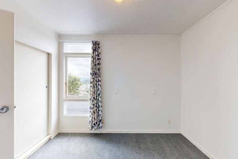 Photo of property in 21 Halifax Street, Kingston, Wellington, 6021