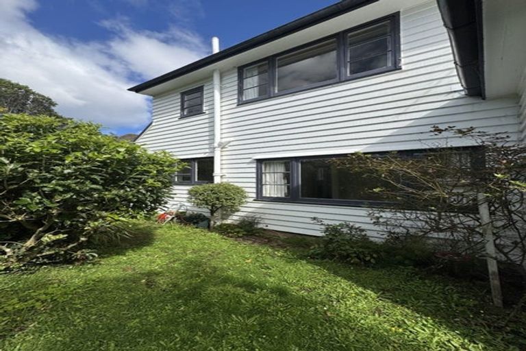 Photo of property in 43a Messines Road, Karori, Wellington, 6012