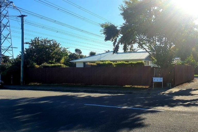 Photo of property in 1/89 Epsom Road, Sockburn, Christchurch, 8042