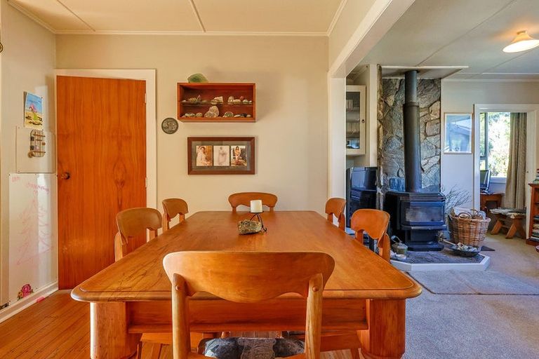 Photo of property in 74 Main Road, Harihari, 7884