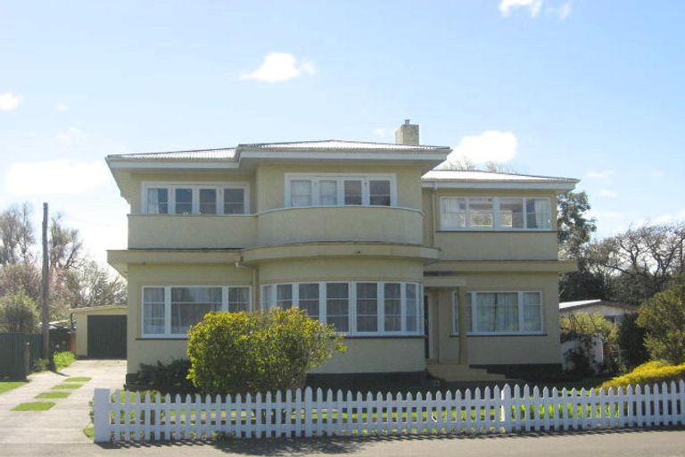 Photo of property in 35 Station Road, Marton, 4710