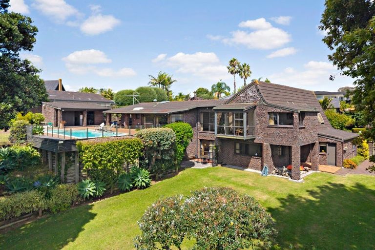 Photo of property in 19 Sanctuary Point, Sunnyhills, Auckland, 2010