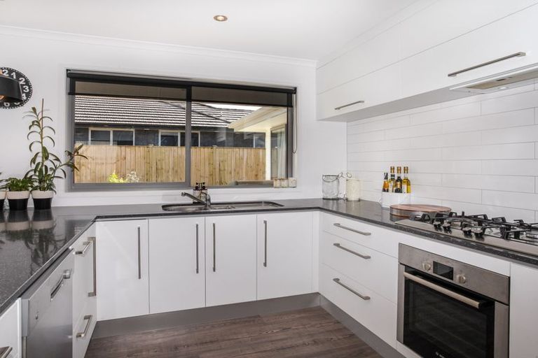 Photo of property in 130 Hillpark Drive, Pokeno, 2402