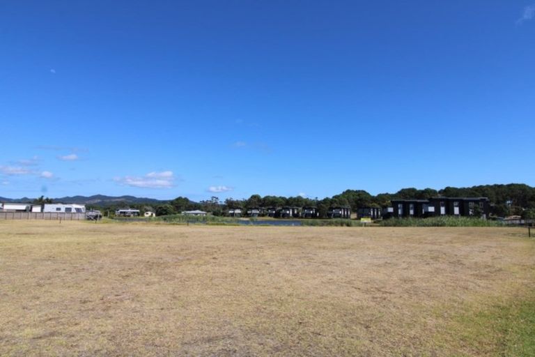 Photo of property in 105 Mahoe Place, Matarangi, Whitianga, 3592